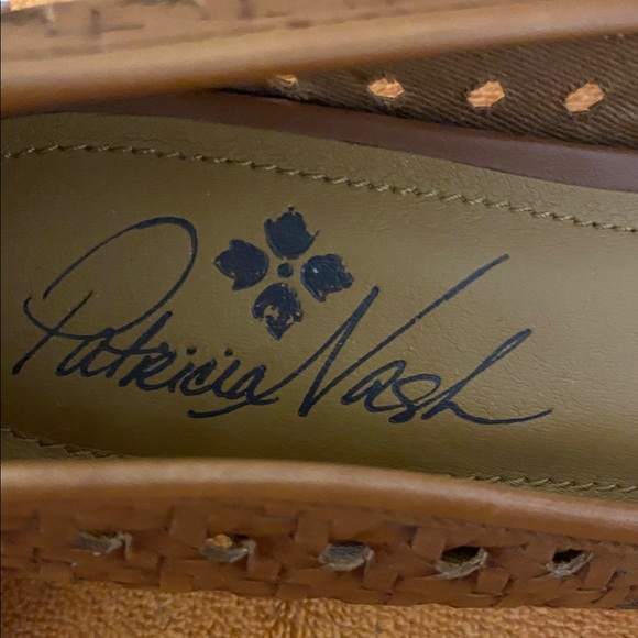 Patricia Nash Woven Leather Block Heel Pumps - Tan, minimal wear - Picture 2 of 7